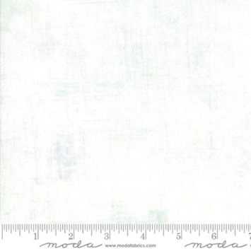 Grunge snow white-150