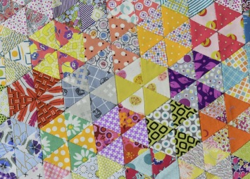 Jen Kingwell Postcard Project #15 - 60 Degree Equilateral Triangle