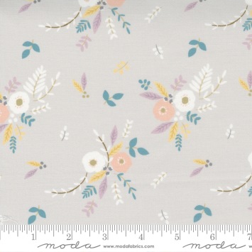 images/productimages/small/little-ducklings-warm-grey-25101-14-moda-fabrics.jpeg