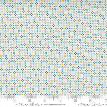 images/productimages/small/moda-fabrics-morning-light-cloud-blossom-23347-11.jpeg